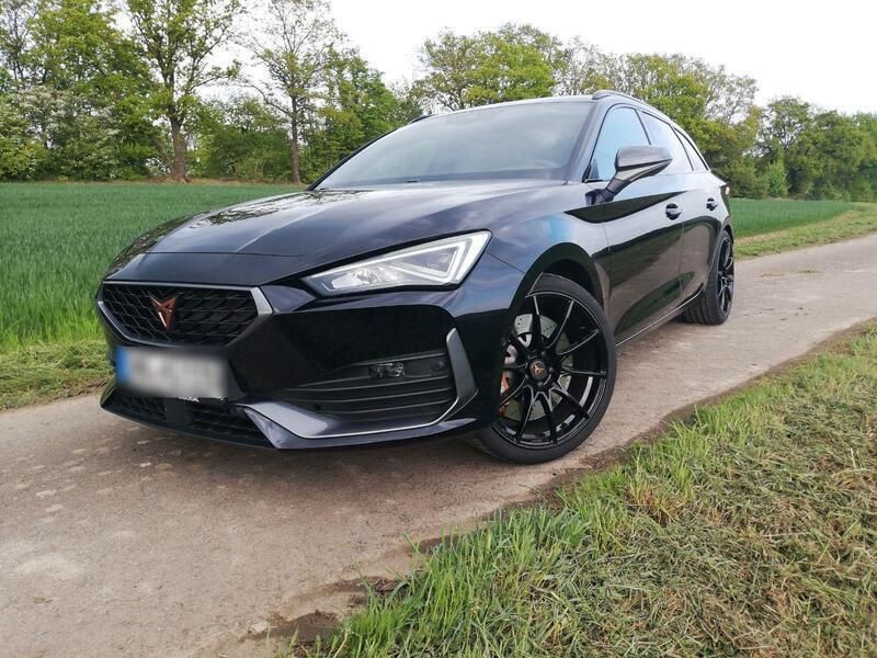 Schwarz Gebraucht 2022 Cupra Leon VZ Kombi | 30.800 € (Guter Preis) - Bild 1/4