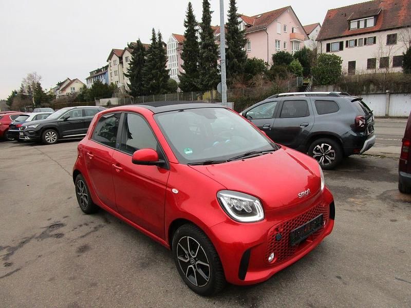 Gebraucht Smart ForFour Electric Drive 60 kW (82 PS) 2022 Rot Limousine