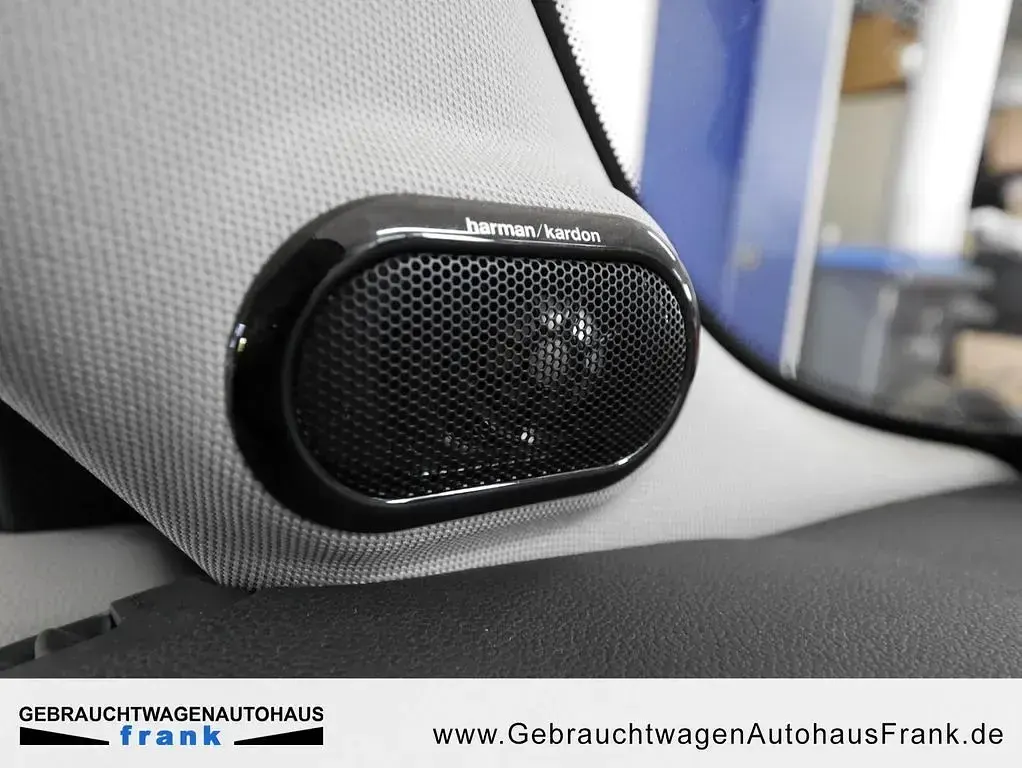Gebraucht Mini Cooper 136 PS (100 kW) 2018 Volcanic orange Kleinwagen