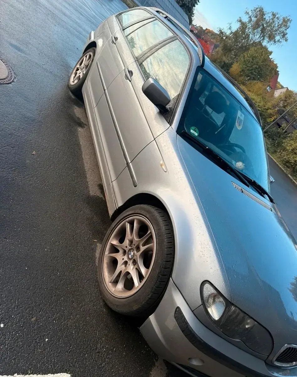 Gebraucht BMW 316 116 PS (85 kW) 2003 Grau Kombi