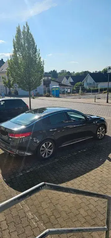 Gebraucht Kia Optima Spirit 141 PS (103 kW) 2016 Grau Limousine