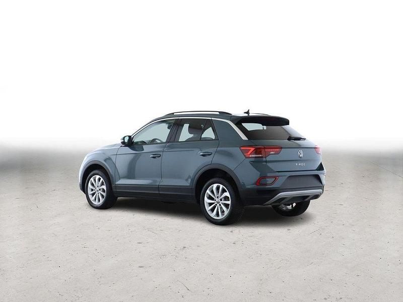 Gebraucht VW T-Roc Life 116 PS (85 kW) 2024 Blau SUV