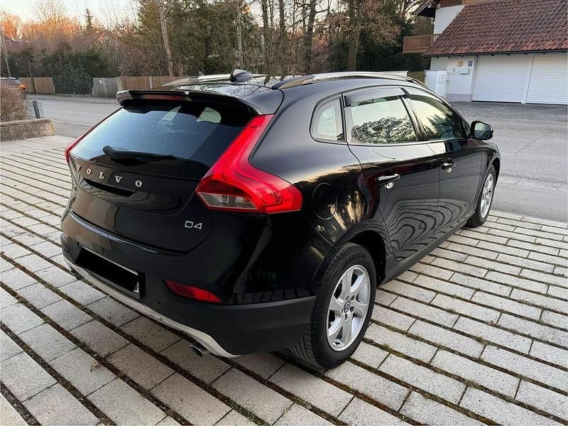 Gebraucht Volvo V40 CC You! 190 PS (139 kW) 2015 Schwarz Kombi
