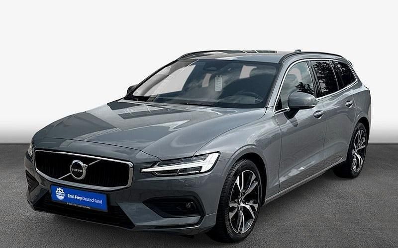 Grau Gebraucht 2024 Volvo V60 Core Kombi | 34.930 € (Guter Preis) - Bild 1/4