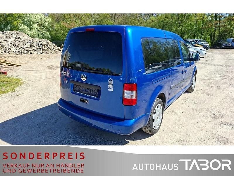 Gebraucht VW Caddy Maxi Team 105 PS (77 kW) 2010 Ravennablau metallic Van / Kleinbus