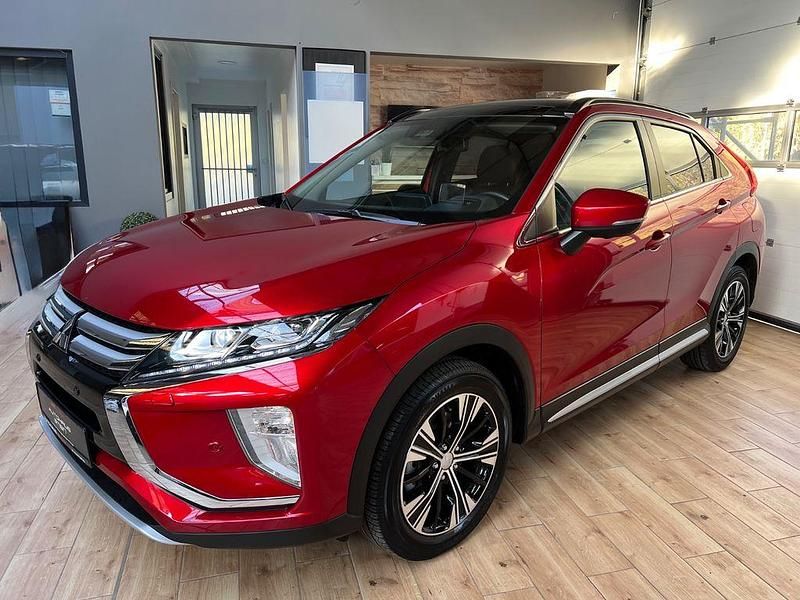 Rot Gebraucht 2019 Mitsubishi Eclipse Cross Top SUV | 18.900 € (Fairer Preis) - Bild 1/4