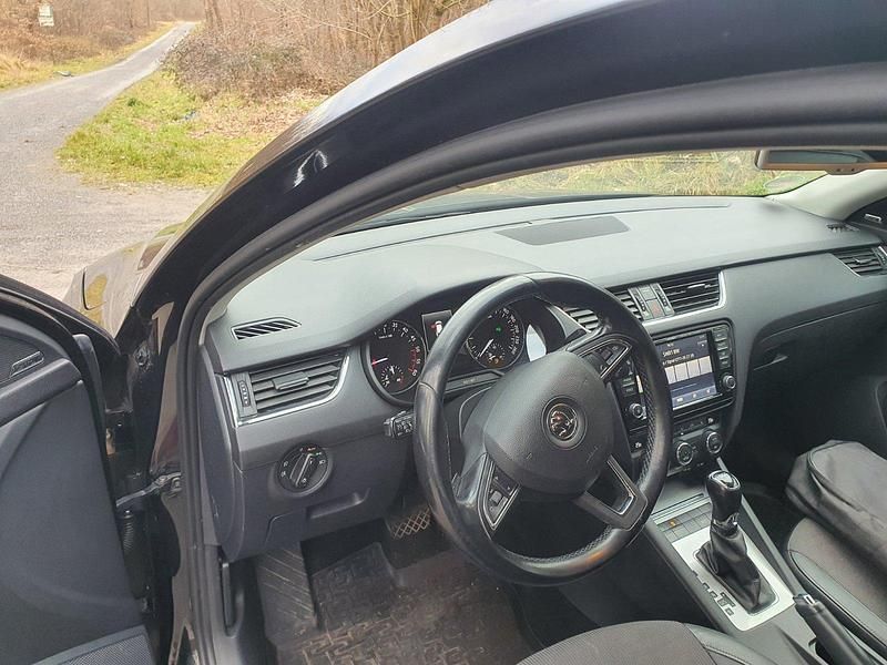 Gebraucht Skoda Octavia 180 PS (132 kW) 2013 Schwarz Kombi
