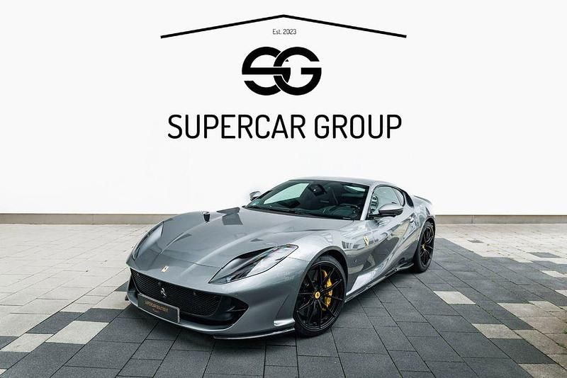 Grau Gebraucht 2020 Ferrari 812 | 338.812 € (Superpreis) - Bild 1/3