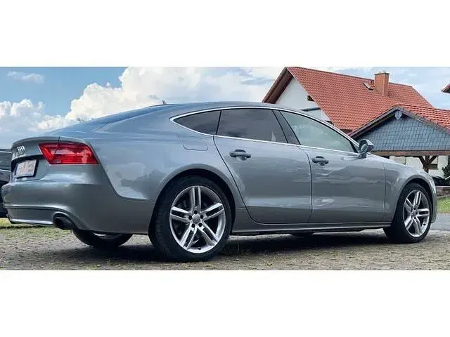 Gebraucht Audi A7 Sportback Comfort 299 PS (219 kW) 2012 Grau Kleinwagen