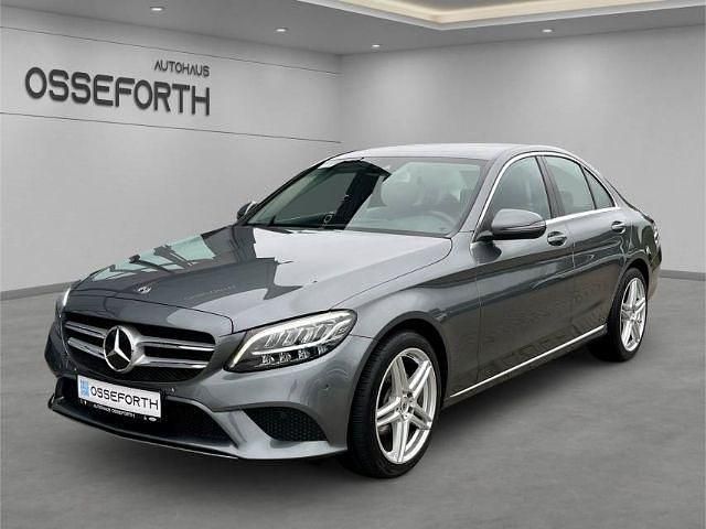 Grau Gebraucht 2020 Mercedes C180 Avantgarde Limousine | 24.490 € (Superpreis) - Bild 1/4