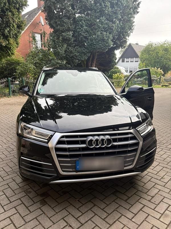 Schwarz Gebraucht 2018 Audi Q5 SUV | 23.500 € (Guter Preis) - Bild 1/4