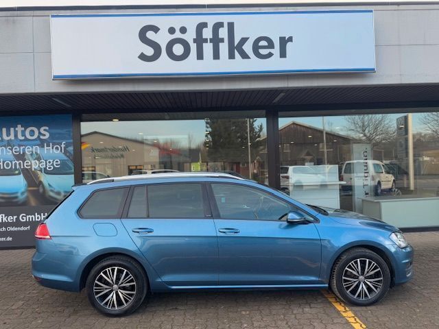 Blau Gebraucht 2016 VW Golf VII Allstar Kombi | 11.990 € (Fairer Preis) - Bild 1/4
