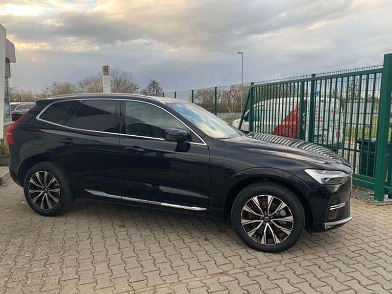 Gebraucht Volvo XC60 Plus 197 PS (144 kW) 2022 Andere SUV