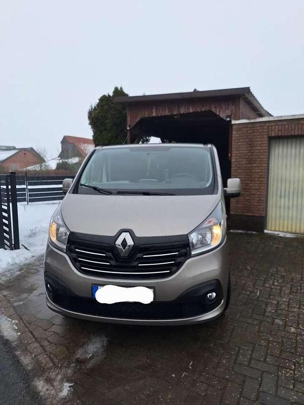 Gebraucht Renault Trafic Expression 125 PS (91 kW) 2017 Van / Kleinbus