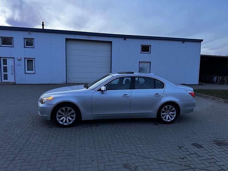 Gebraucht BMW 523 177 PS (130 kW) 2006 Limousine