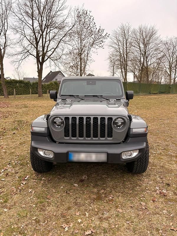 Gebraucht Jeep Wrangler Sahara 370 PS (272 kW) 2022 Grau SUV