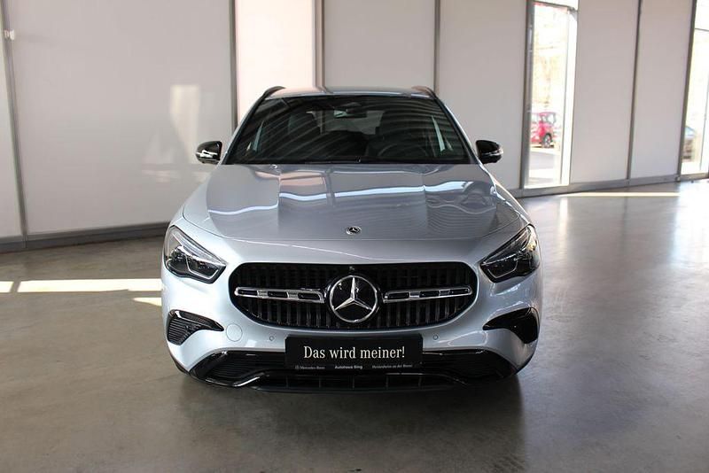 Gebraucht Mercedes GLA200 Progressive 163 PS (119 kW) 2025 Silber , metalliclack hightechsilber SUV