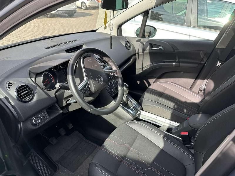 Gebraucht Opel Meriva Innovation 120 PS (88 kW) 2012 Silber Van / Kleinbus