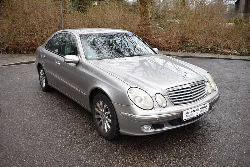 Gebraucht Mercedes E320 Elegance 224 PS (164 kW) 2003 Grau Limousine