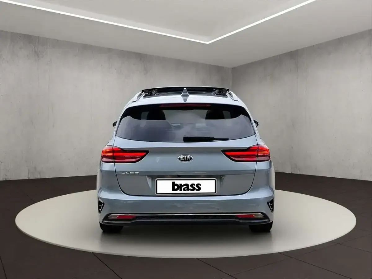 Gebraucht Kia Ceed Platinum 140 PS (102 kW) 2018 Silber Kleinwagen