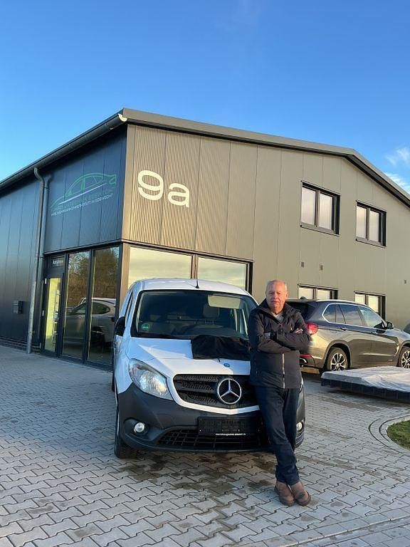 Weiß Gebraucht 2015 Mercedes Citan 109 Limousine | 7.995 € (Fairer Preis) - Bild 1/4