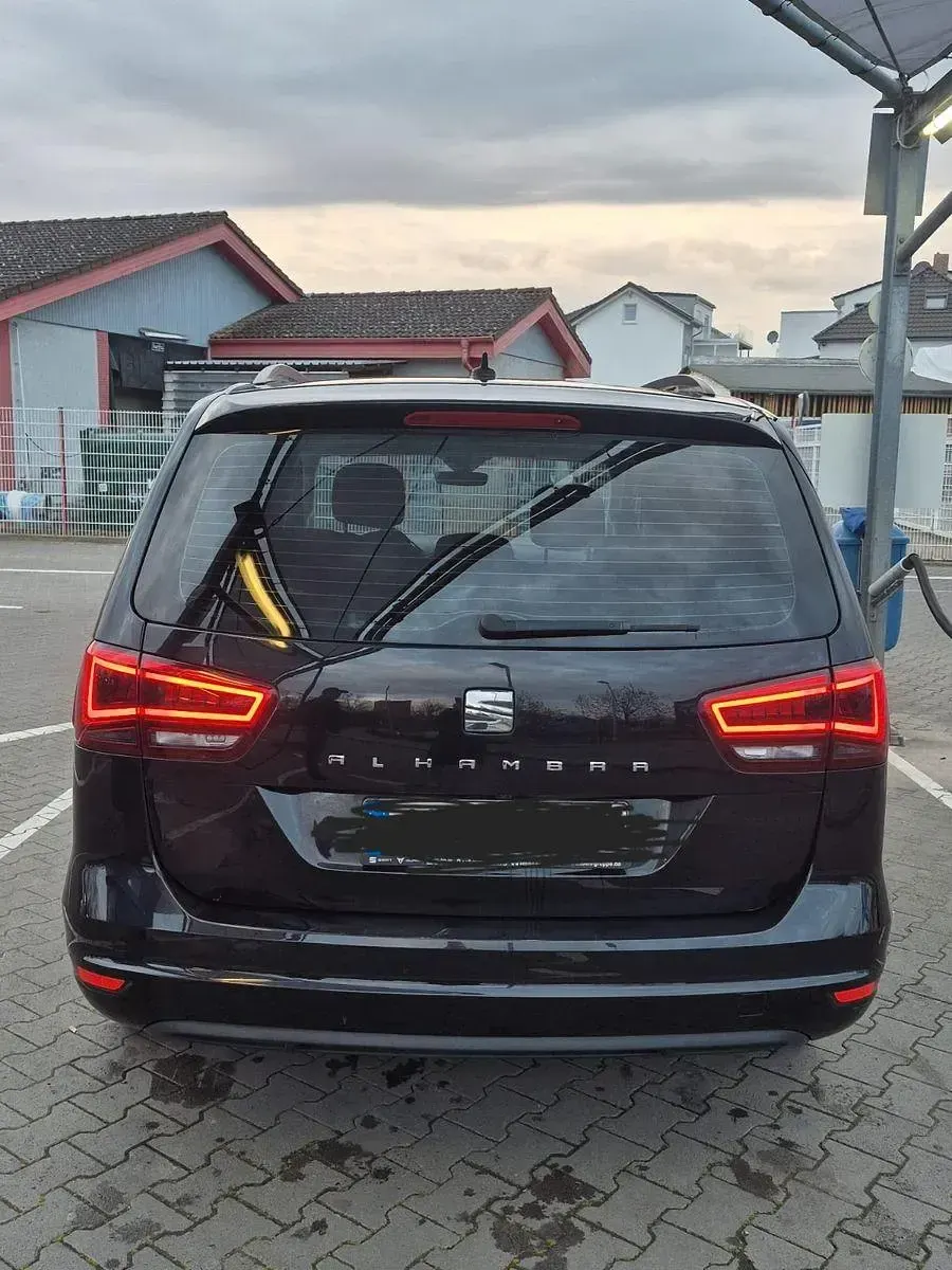 Gebraucht Seat Alhambra CONNECT 150 PS (110 kW) 2017 Schwarz Van / Kleinbus