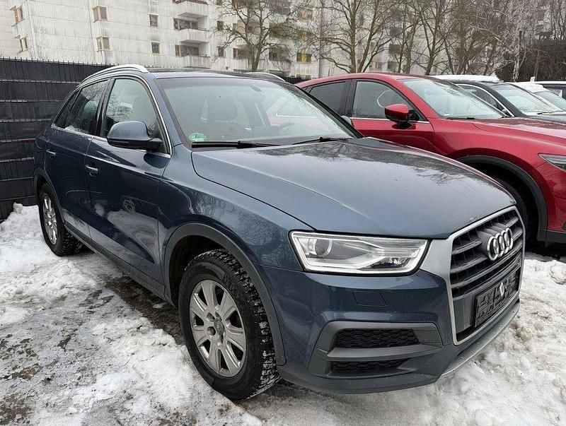 Gebraucht Audi Q3 Sport 125 PS (91 kW) 2017 Utopia blue metallic (metallic) SUV