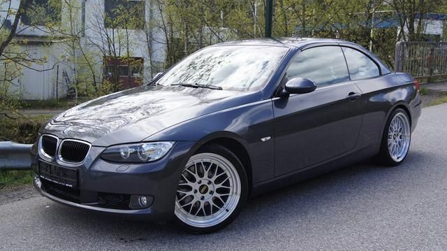 Gebraucht BMW 320 Cabriolet 231 PS (169 kW) 2007 Grau metallic Cabrio