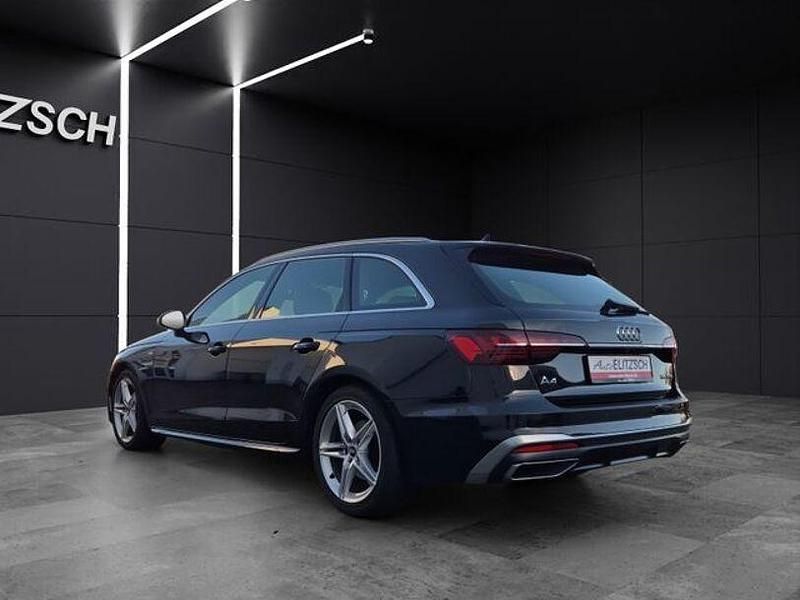 Gebraucht Audi A4 S-Line 150 PS (110 kW) 2021 Mythosschwarz metallic Kombi