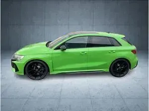 Neu Audi RS3 Sport 400 PS (294 kW) 2025 Kyalamigrün Limousine