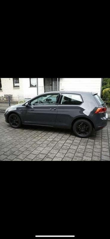 Gebraucht VW Golf VII Trendline 86 PS (63 kW) 2015 Grau Kleinwagen