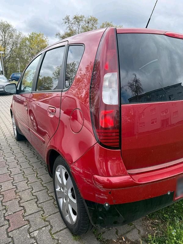 Gebraucht Mitsubishi Colt 90 PS (66 kW) 2008 Rot Kleinwagen