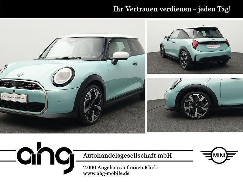 Gebraucht Mini Cooper S Favoured 204 PS (150 kW) 2025 Ocean wave green Kleinwagen