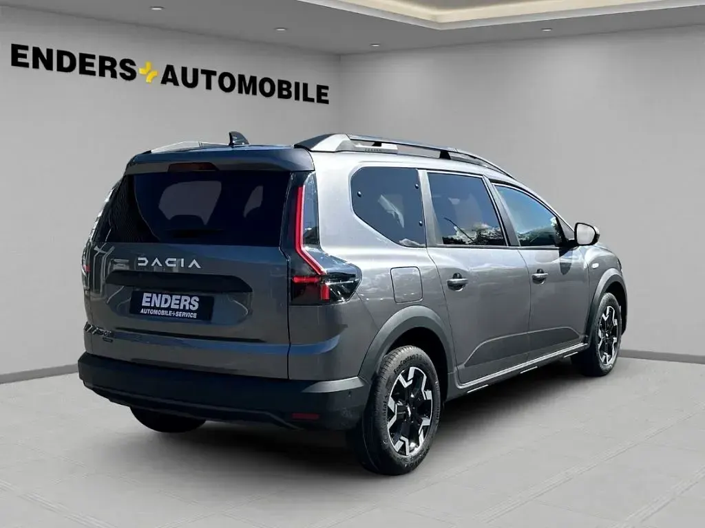 Neu Dacia Jogger Journey 155 PS (114 kW) 2026 Grau Van / Kleinbus