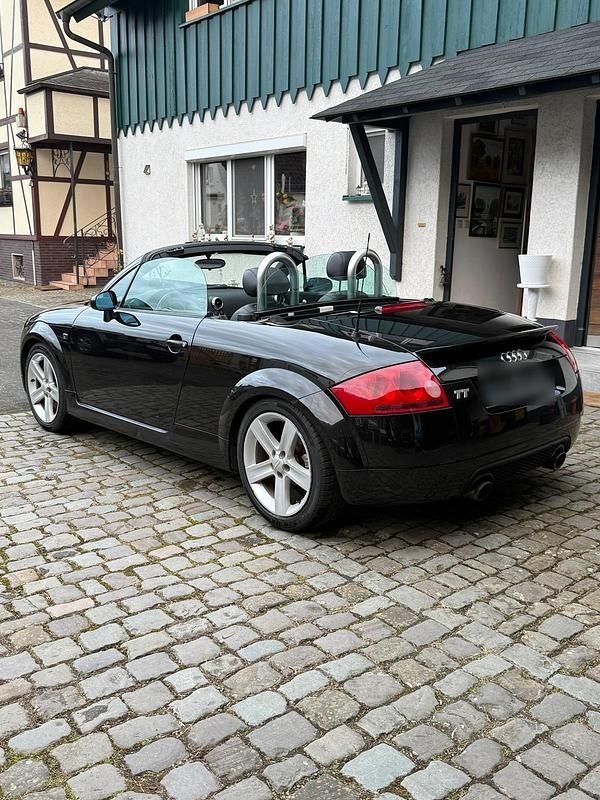 Gebraucht Audi TT Roadster 179 PS (131 kW) 2000 Schwarz Cabrio