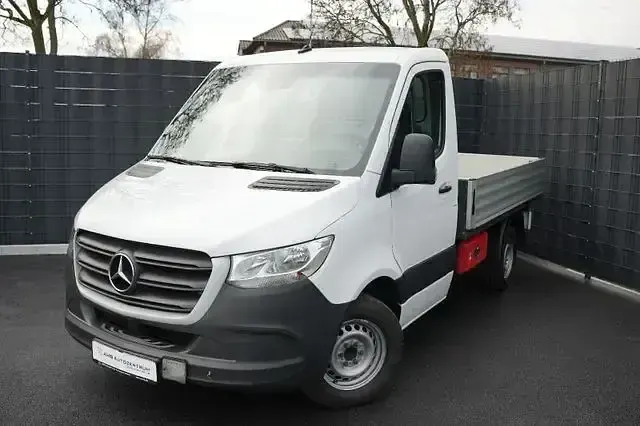 Second-hand Mercedes Sprinter 170 CP (125 kW) 2022 Alb Van