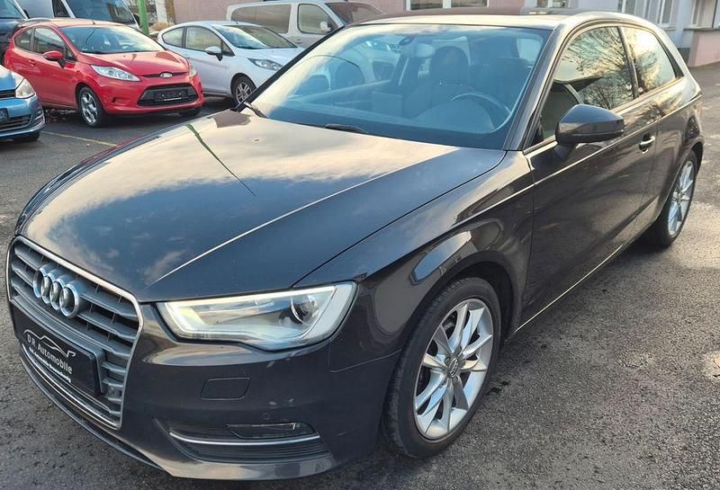 Braun Gebraucht 2013 Audi A3 Ambition Limousine | 7.490 € (Guter Preis) - Bild 1/4