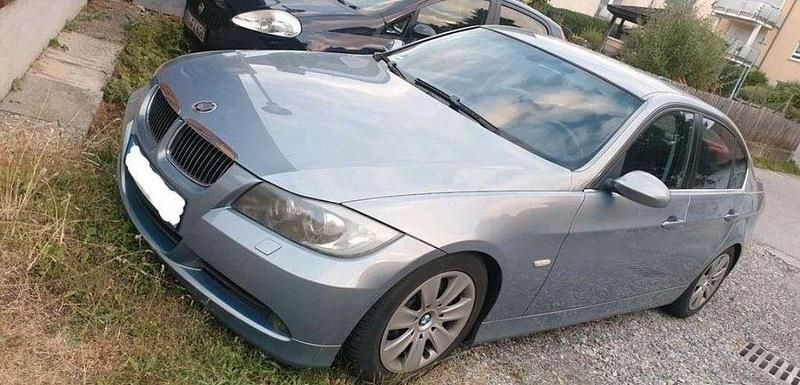 Gebraucht BMW 325 Performance 218 PS (160 kW) 2005 Blau Limousine