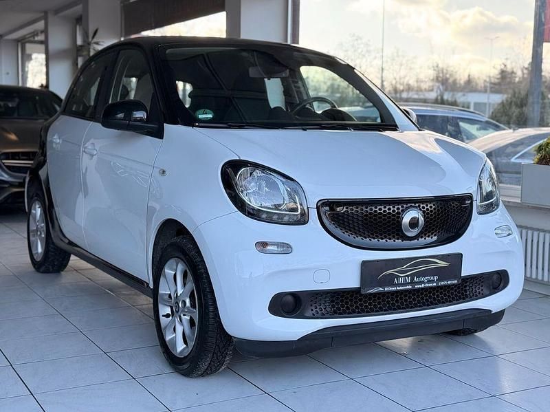 Gebraucht Smart ForFour Passion 71 PS (52 kW) 2016 Weiß Kleinwagen