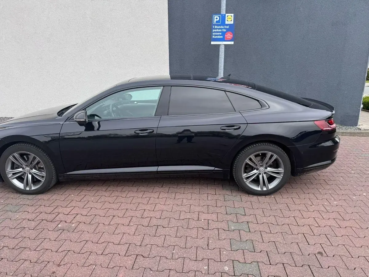Używany VW Arteon R-line 239 KM (175 kW) 2017 Czarny Hatchback