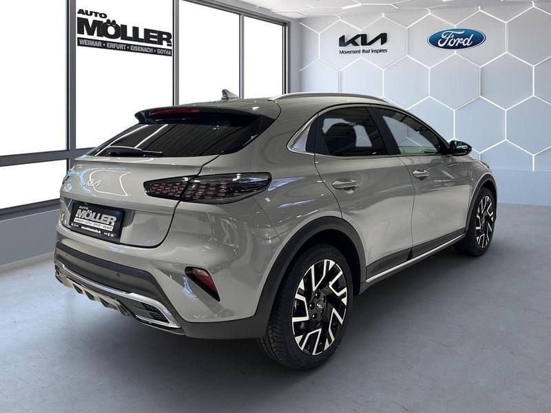 Neu Kia XCeed 150 PS (110 kW) 2026 Grau SUV