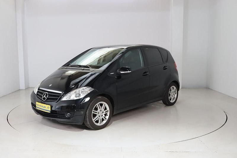 Schwarz Gebraucht 2011 Mercedes A160 Avantgarde Van / Kleinbus | 2.550 € (Superpreis) - Bild 1/4