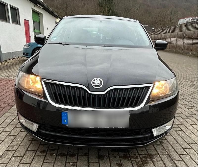 Gebraucht Skoda Rapid 105 PS (77 kW) 2013 Schwarz Kleinwagen