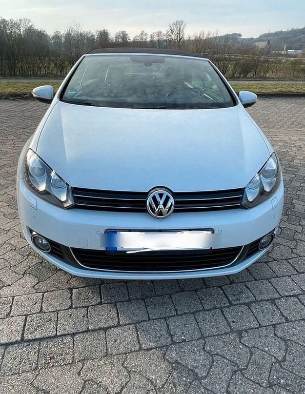 Gebraucht VW Golf Cabriolet 105 PS (77 kW) 2012 Weiß Cabrio