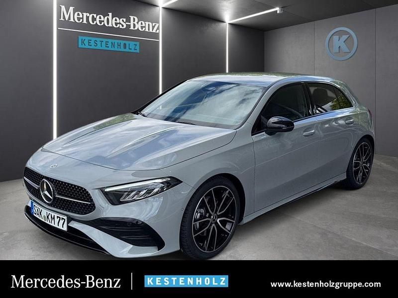 Grau Gebraucht 2025 Mercedes A200 AMG Limousine | 40.900 € (Teuer) - Bild 1/4