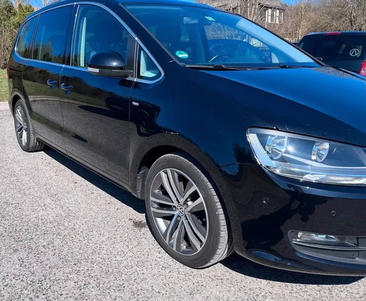 Gebraucht VW Sharan Cup 140 PS (102 kW) 2015 Schwarz Van / Kleinbus