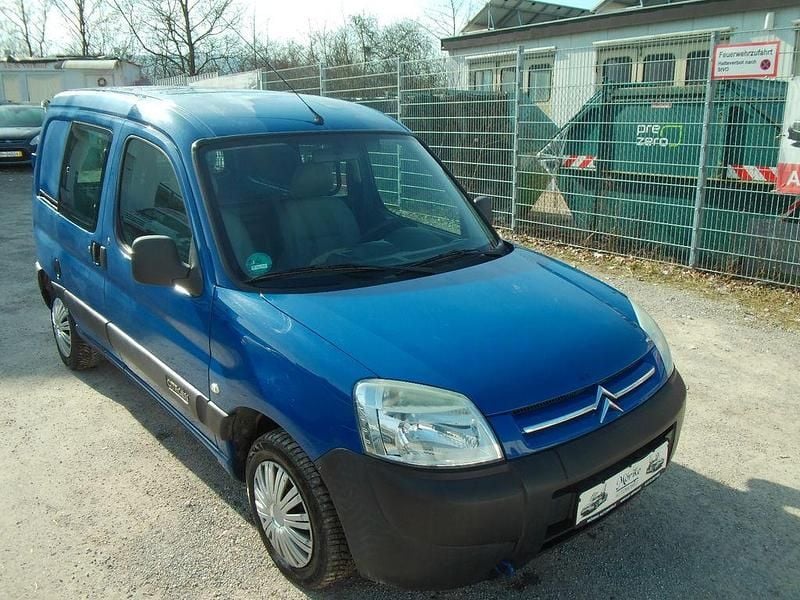 Gebraucht Citroën Berlingo 90 PS (66 kW) 2006 Blau Van / Kleinbus