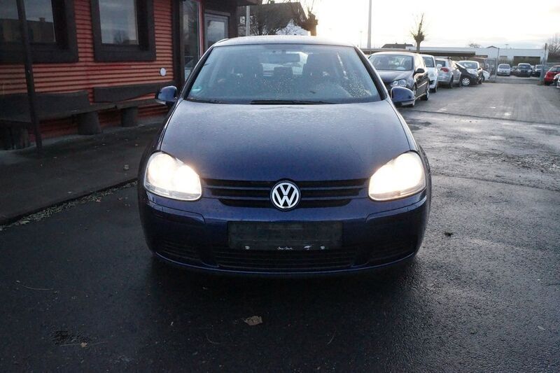 Gebraucht VW Golf V Comfortline 90 PS (66 kW) 2005 Blau Limousine