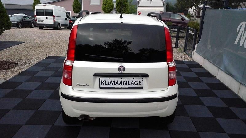 Gebraucht Fiat Panda 60 PS (44 kW) 2009 Weiß Kleinwagen