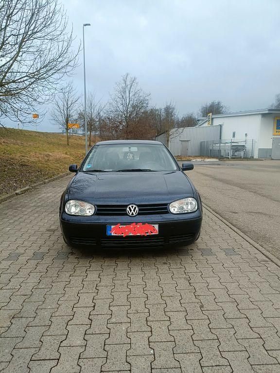 Gebraucht VW Golf IV Trendline 116 PS (85 kW) 2002 Blau Limousine